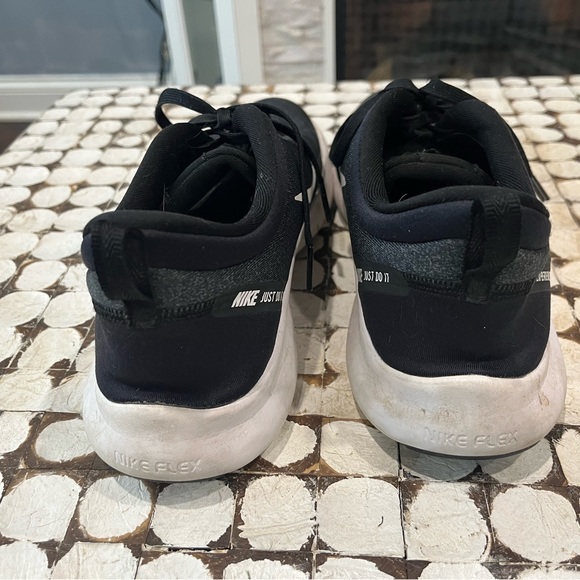 Men’s Nike Flex Performance 8 Size 11 - Picture 4 of 5